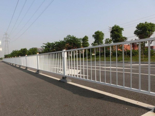 道路欄網(wǎng)