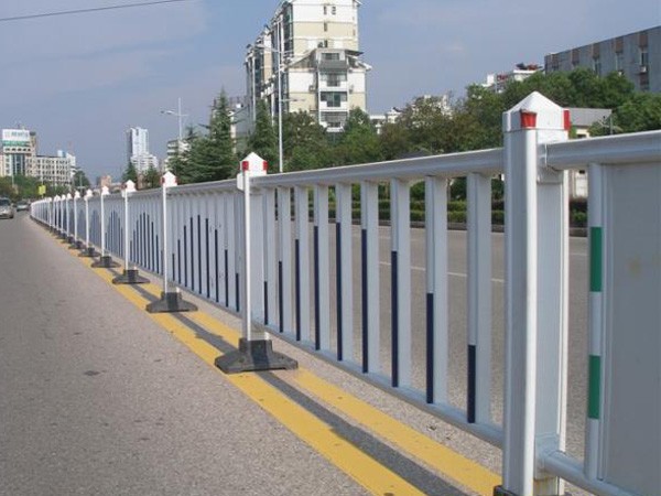 道路欄網(wǎng)