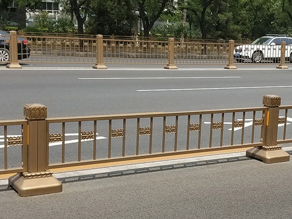 黃金護欄